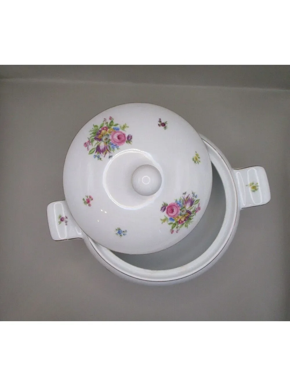 VGT Epiag Czechoslovakia Floral Porcelain Lidded Tureen / Vegetable Bowl